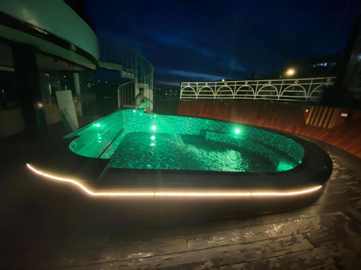 Hotel Alisa Cruise Halong Hạ Long Exterior foto