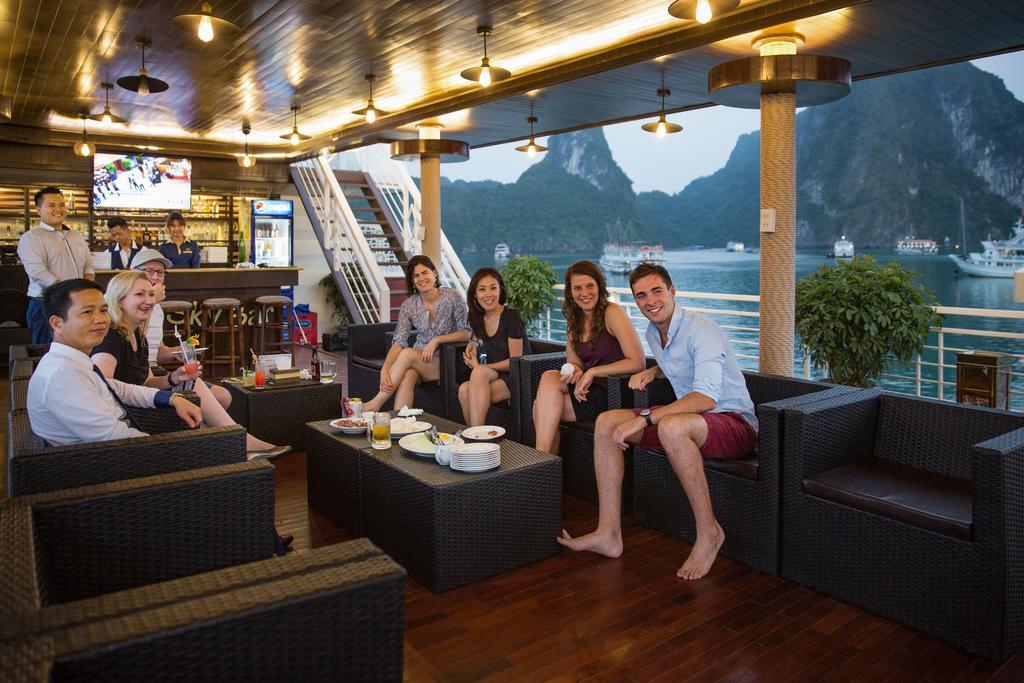 Hotel Alisa Cruise Halong Hạ Long Exterior foto