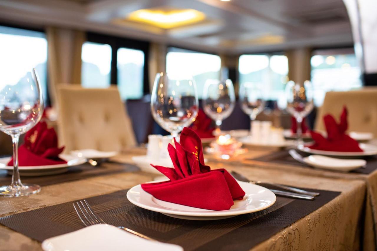 Hotel Alisa Cruise Halong Hạ Long Exterior foto